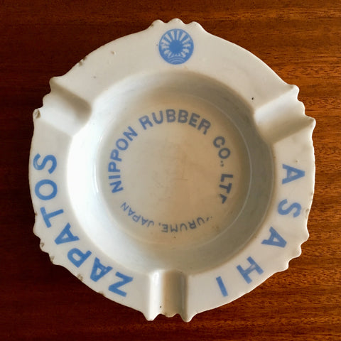 Nippon Rubber Company Asahi Zapatos Ashtray